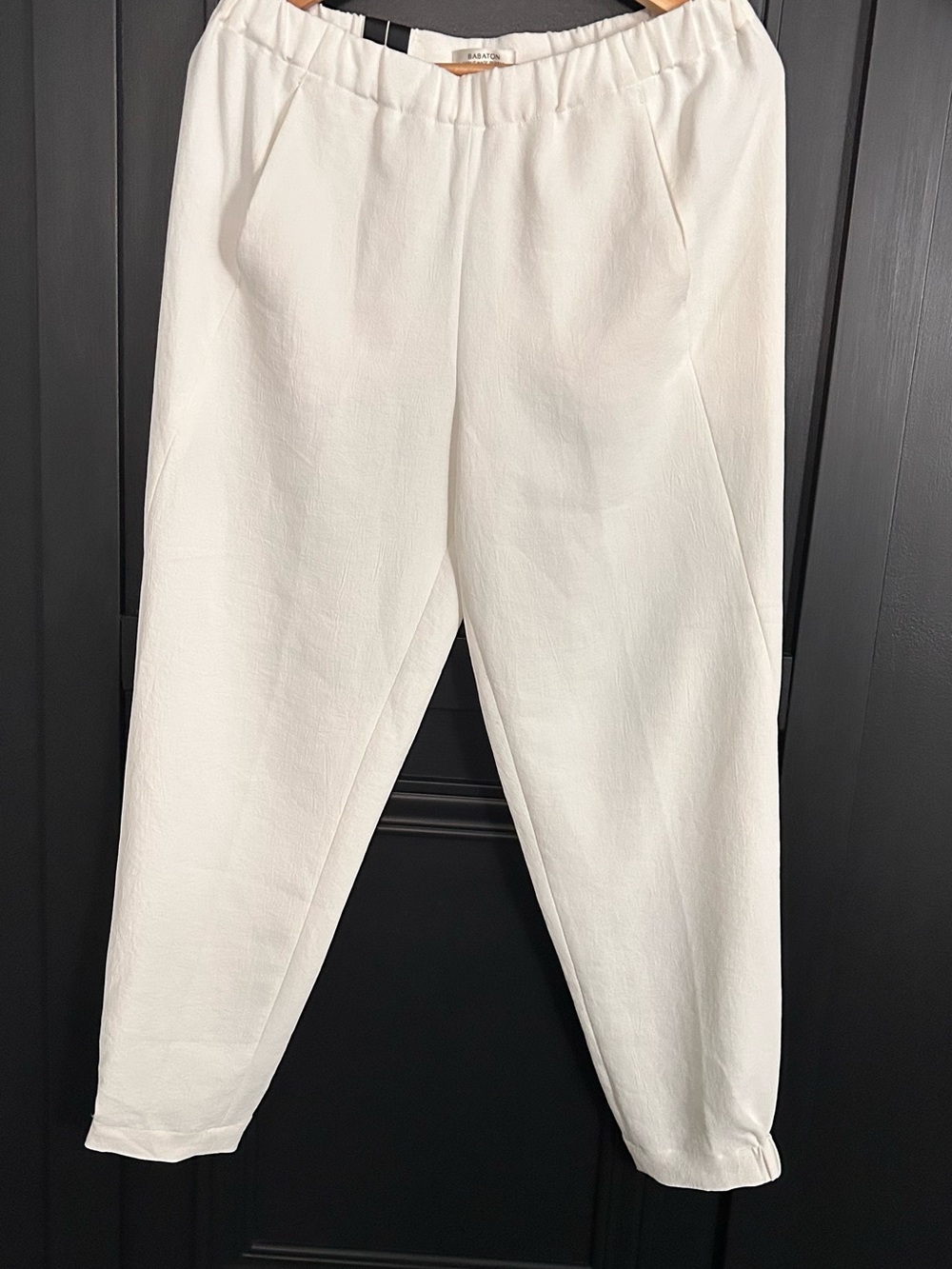 Aritzia Babaton cream pants